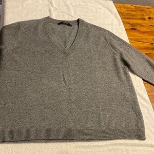 Jenni Kayne Flynn Cashmere Charcoal Gray V-Neck Sweater